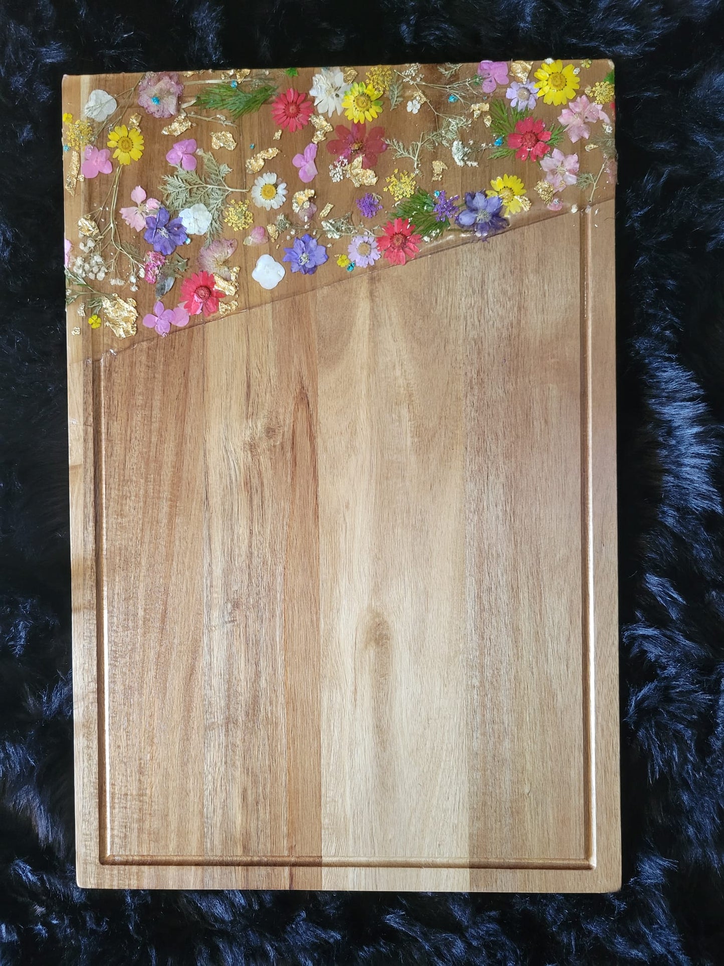 Flower Resin Cutting Board