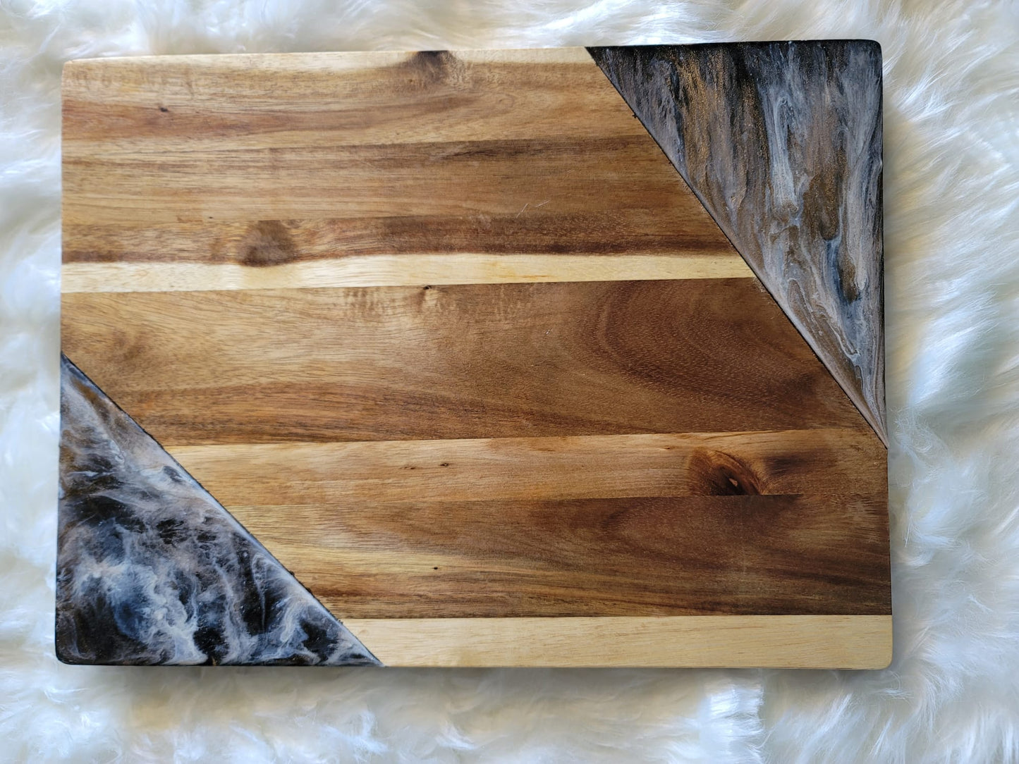 Black and Gold Resin Cutting Board